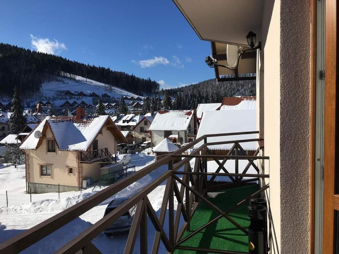 Guest House Mountain Boekovel Buitenkant foto